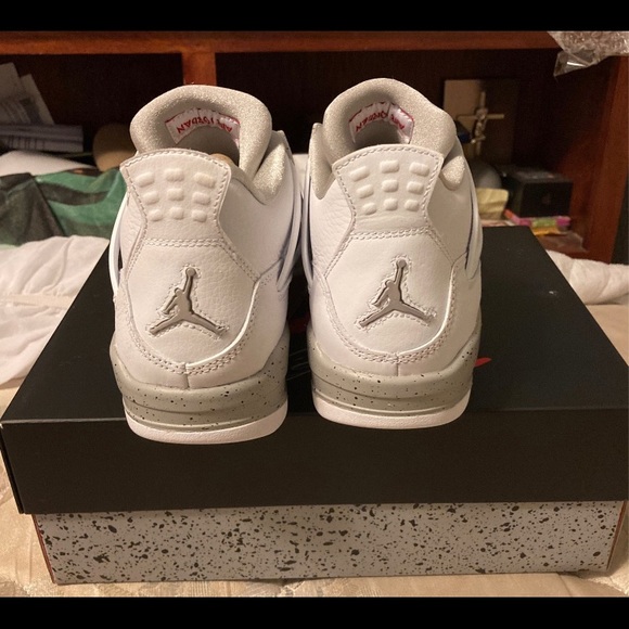 COPY - Jordan 4 - Picture 4 of 6